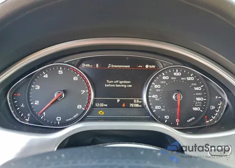 2015 Audi A8 Quattro z USA, uszkodzony, nr VIN WAUJ2AFD7FN037960